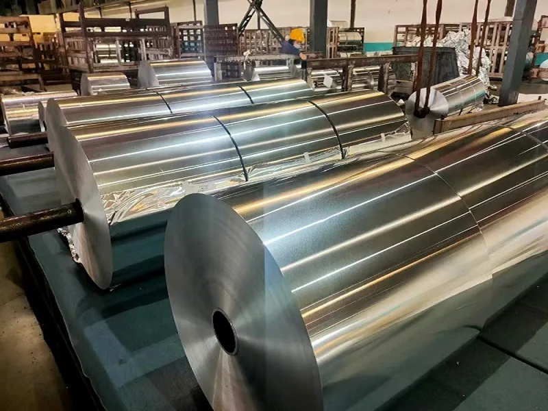 Navigating Global Steel Supply Chain Disruptions: Strategic Risk-Hedging for Importers